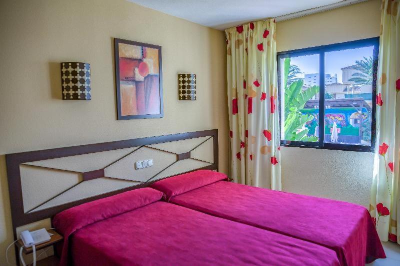Hotel Puente Real Торремолінос Номер фото